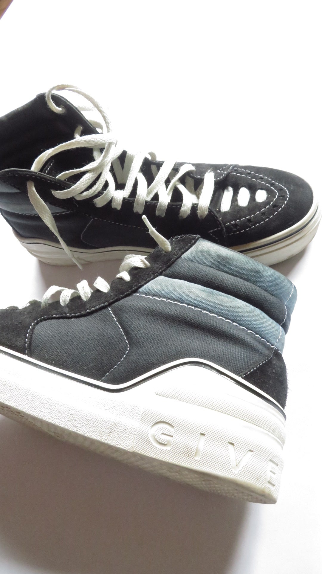 Givenchy Skate Hi-Top